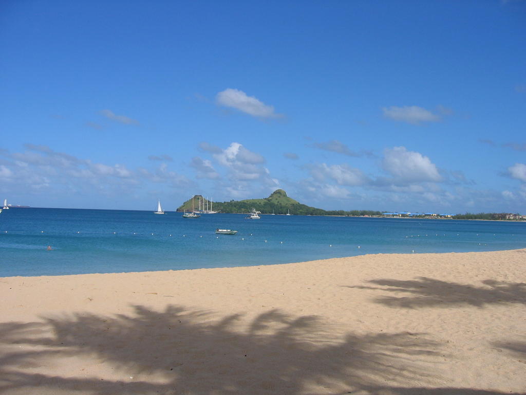 มิสติก เซนต์ลูเซีย บาย รอยัลตัน Hotel Rodney Bay ภายนอก รูปภาพ